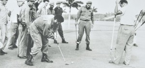 Che Guevara und Fidel Castro beim Golfspielen / Bild: Alberto Korda - official photographer of Fidel Castro