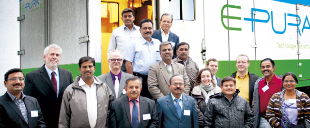 Fraunhofer FEP und Universität Bangalore kooperieren für eine umweltfreundliche Saatgutbehandlung in Indien