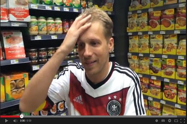 Oliver Pocher, Per Mertesacker,