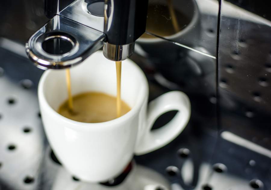 Kaffeetasse, Vollautomat, Kaffeevollautomat, Espresso, Kaffeespezialität, passenden Kaffeevollautomat finden