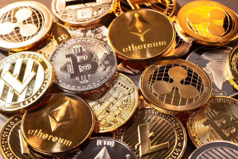 Bitcoin und Ethereum stürzen ab: Ist jetzt der richtige Zeitpunkt zum Investieren?